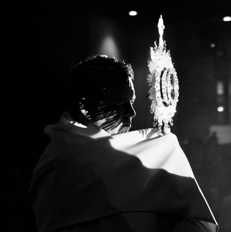 eric-mok-aK8Kq4AXcc0-unsplash